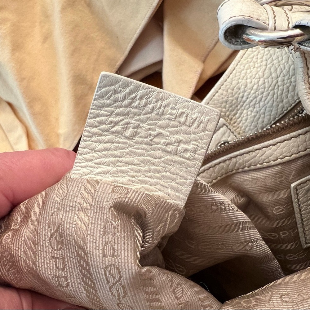 Prada Cream Hobo Bag with Textured Leather - Picture 4 of 4